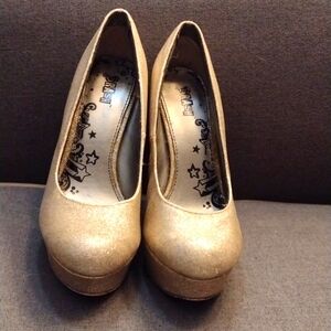 Women's Brash High heel dress shoes size 7